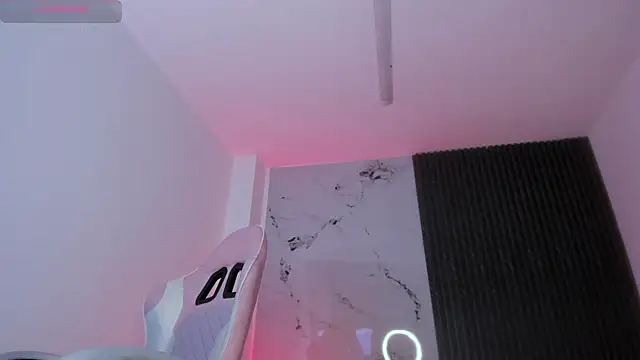 Chloemuaak Live XXX-chat