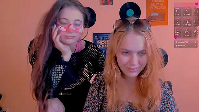roxy_starr_'s Live XXX Chat