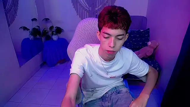 צ'אט XXX בשידור חי של nico_nikc