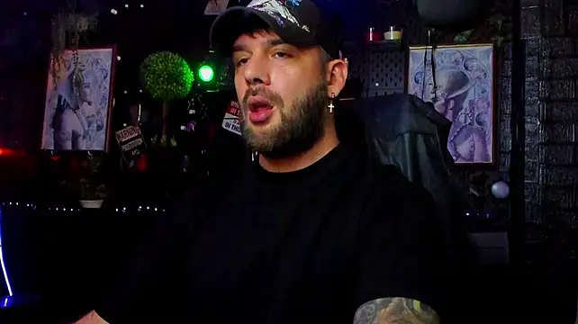 XXX chat uživo modela LexHardy