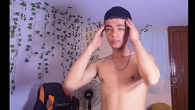 Apolo_fox22 – Live XXX-chat