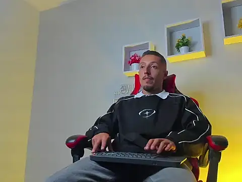 Master_Orioon's Live XXX Chat