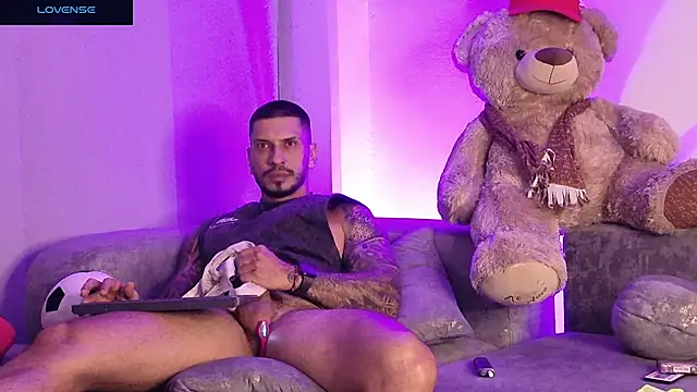 XXX chat uživo modela Seth_Vegaa