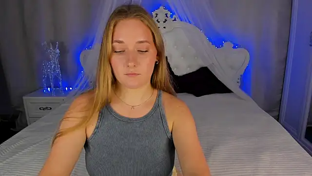 AlinaVice XXX чат на живо