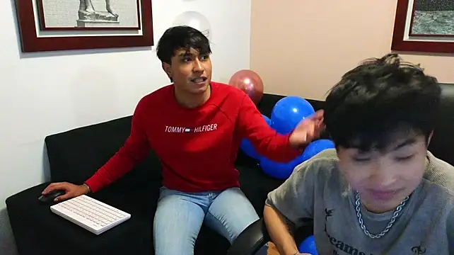 Онлайн чат XXX bratbuddies
