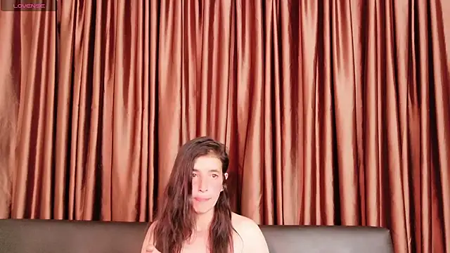 دردش ة Zara_Fire الجنسية المباشرة