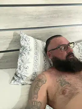alphareign85's Live XXX Chat