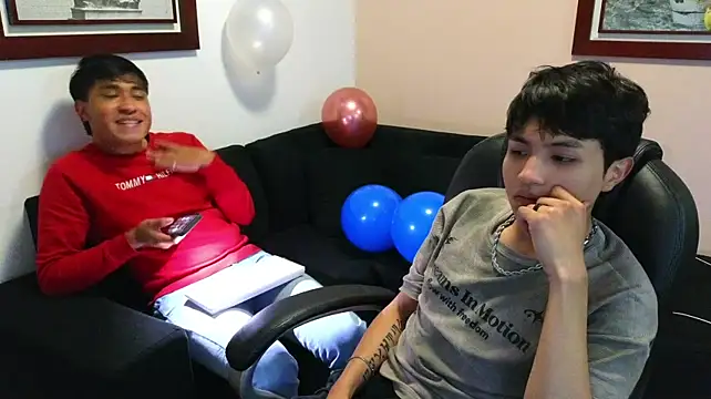 Онлайн чат XXX bratbuddies