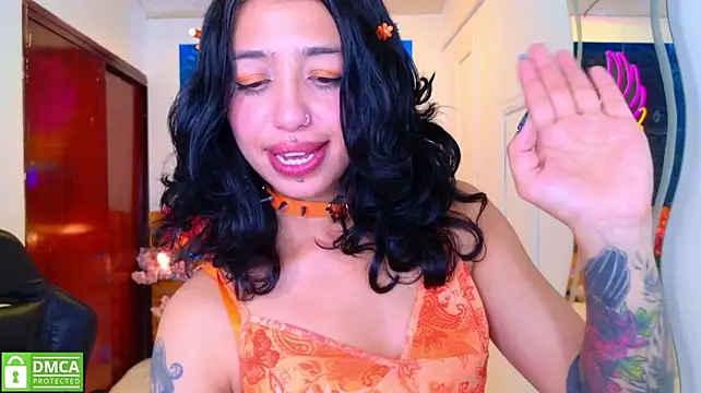 REDHOTTER_ XXX чат на живо