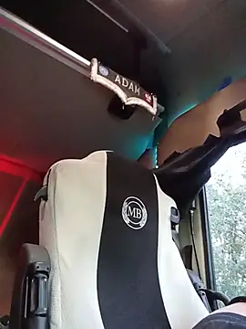 XXX chat uživo modela adas-