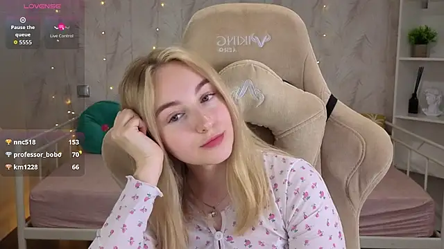 Czat XXX na żywo – Shy_Polly