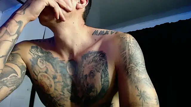 Chat +18 de Adam_Hudsond ao vivo