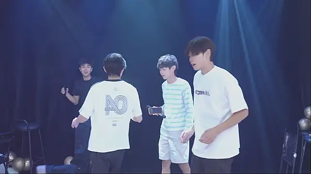 NCT-111's Live XXX Chat