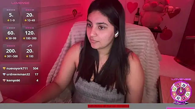 Chat +18 de cloe_small ao vivo
