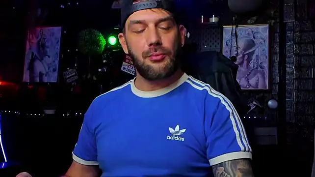 XXX chat uživo modela LexHardy