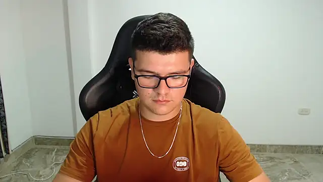 Chat XXX Live Plug_Control