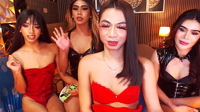 AudreyMilesTrans Adlı Modelin Canlı XXX Sohbeti