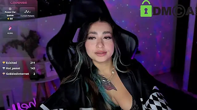 sweetcoralinee's Live XXX Chat