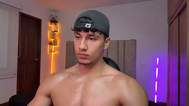 CHRIS_MORGAN1 – Naživo XXX chat