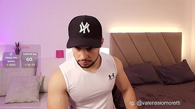 valenssio_moretti 即時 XXX 聊天