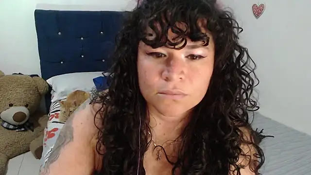 دردشة ANGELIQUE_KLANE الجنسية المباشرة