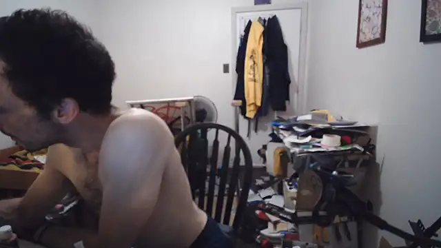 Chat XXX en directo de JohnnyMoves