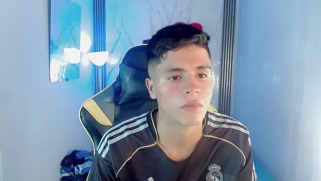Chat +18 de Ascii_one ao vivo