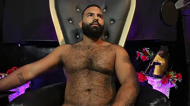 BeardAndrew Adlı Modelin Canlı XXX Sohbeti