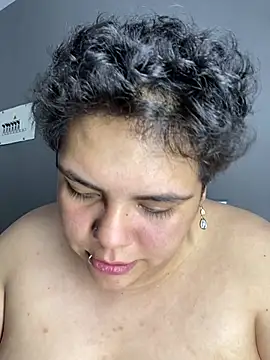 دردشة Hailey_Curvy الجنسية المباشرة