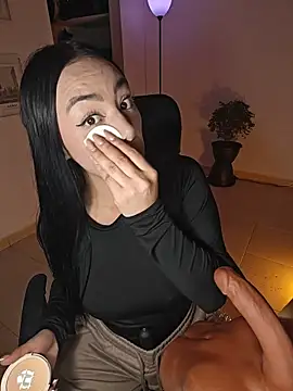 Chat XXX en directo de helena_smith