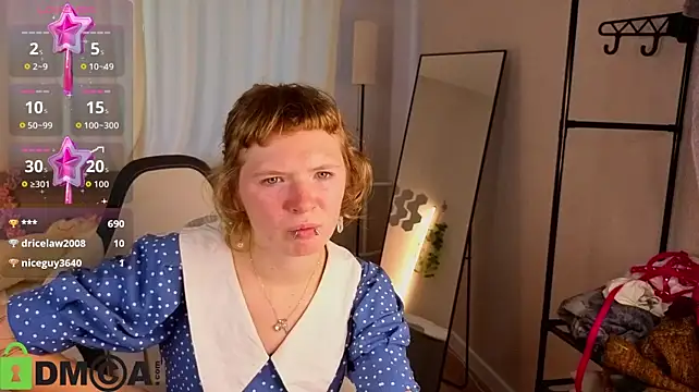 Chat XXX en directo de VioletDesiree