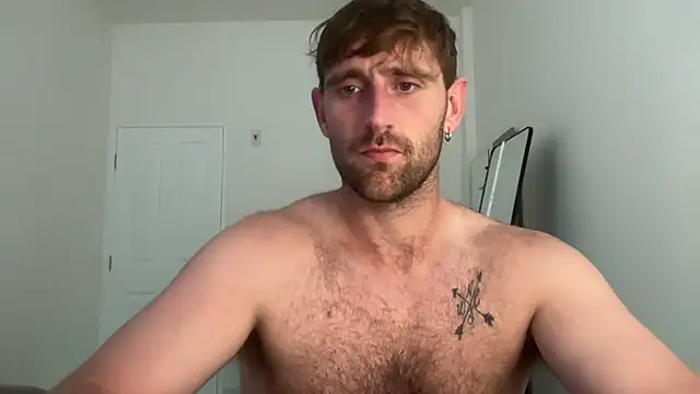 Chat XXX en directo de lukegunn