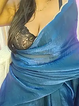 Curvy_Pooja: απευθείας συνομιλία ΧΧΧ