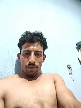 XXX chat uživo modela Tu_ChicoMalo