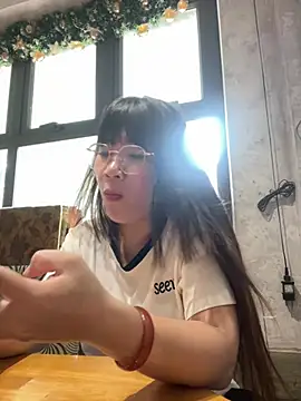 -Lyly_69 现场XXX聊天