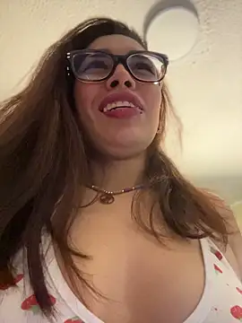 Chat XXX ao vivo de Alice-fire