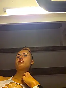 Živý XXX chat kylie_blck