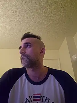 myth5hk Chat XXX in diretta
