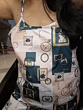 XXX chat uživo modela Nisha027