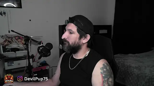 Czat XXX na żywo – DevilPup75_