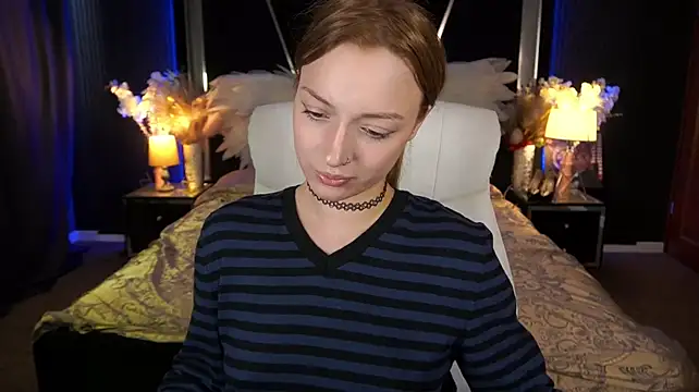 LizzaMoonn's Live XXX Chat