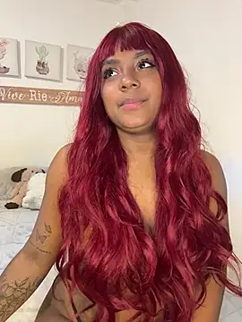 julianne_19 élő XXX-chatje