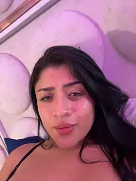 lucianaroy's Live XXX Chat