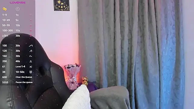 indra_cam's Live XXX Chat