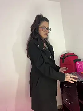 Esmeralda_hairy Live XXX Chat