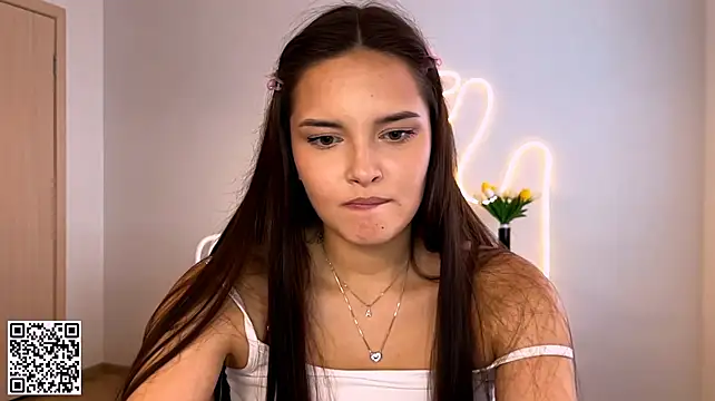 Chat +18 de ScattyNoon ao vivo