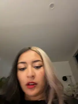Rae_Lil_White 라이브 XXX 채팅