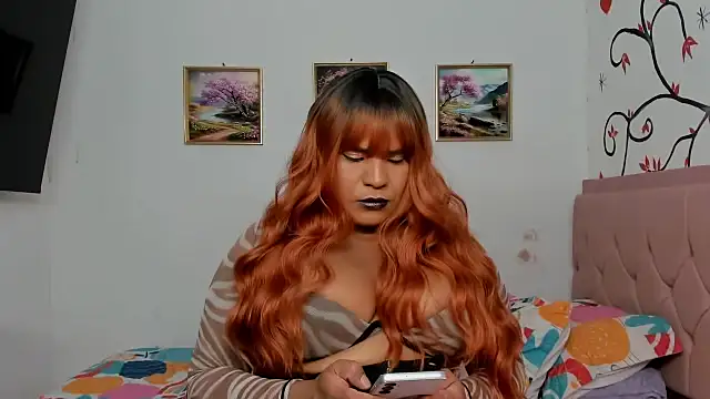 lucianabigcockxx Adlı Modelin Canlı XXX Sohbeti