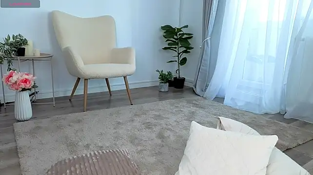 JullyFox Live XXX-chat