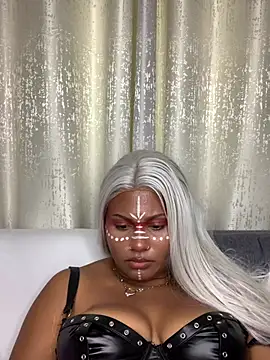 madelltheebony Live XXX-Chat